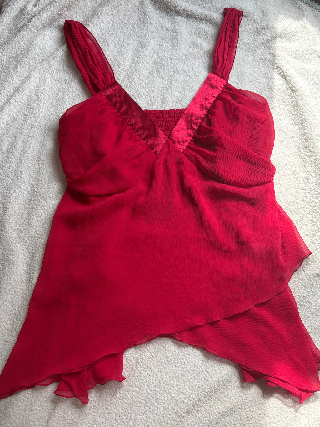 Floaty Asymmetric Hem Red cami