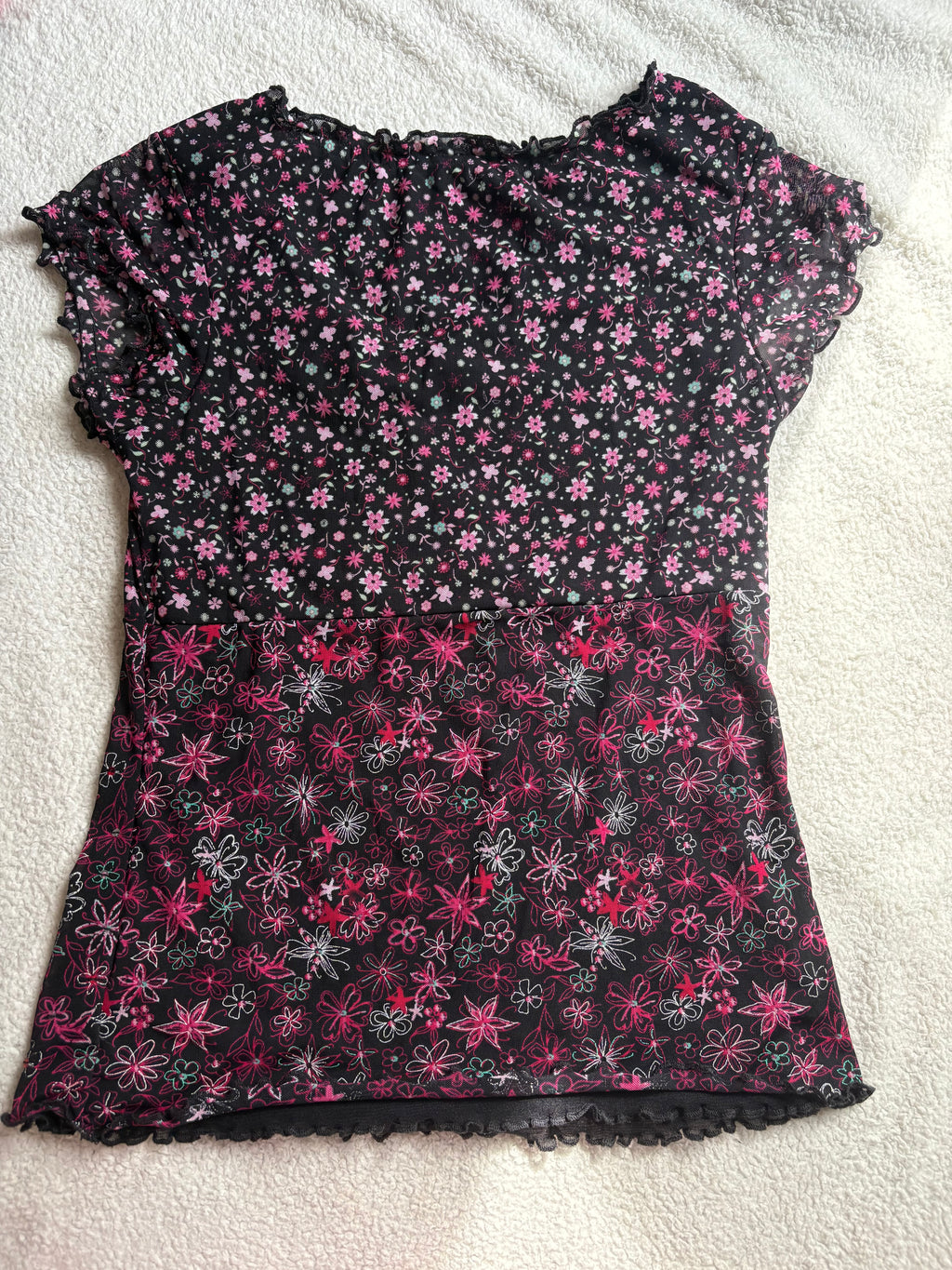 Floral sequin blouse with cap sleeves