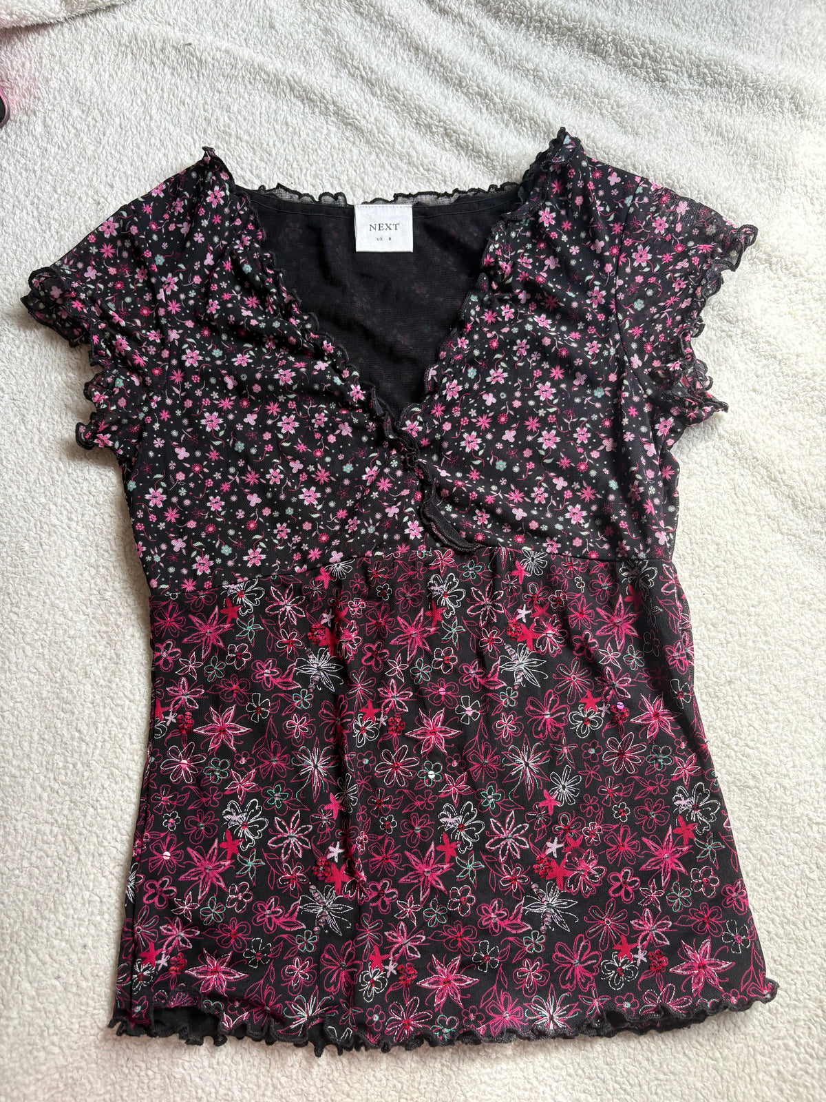 Floral sequin blouse with cap sleeves